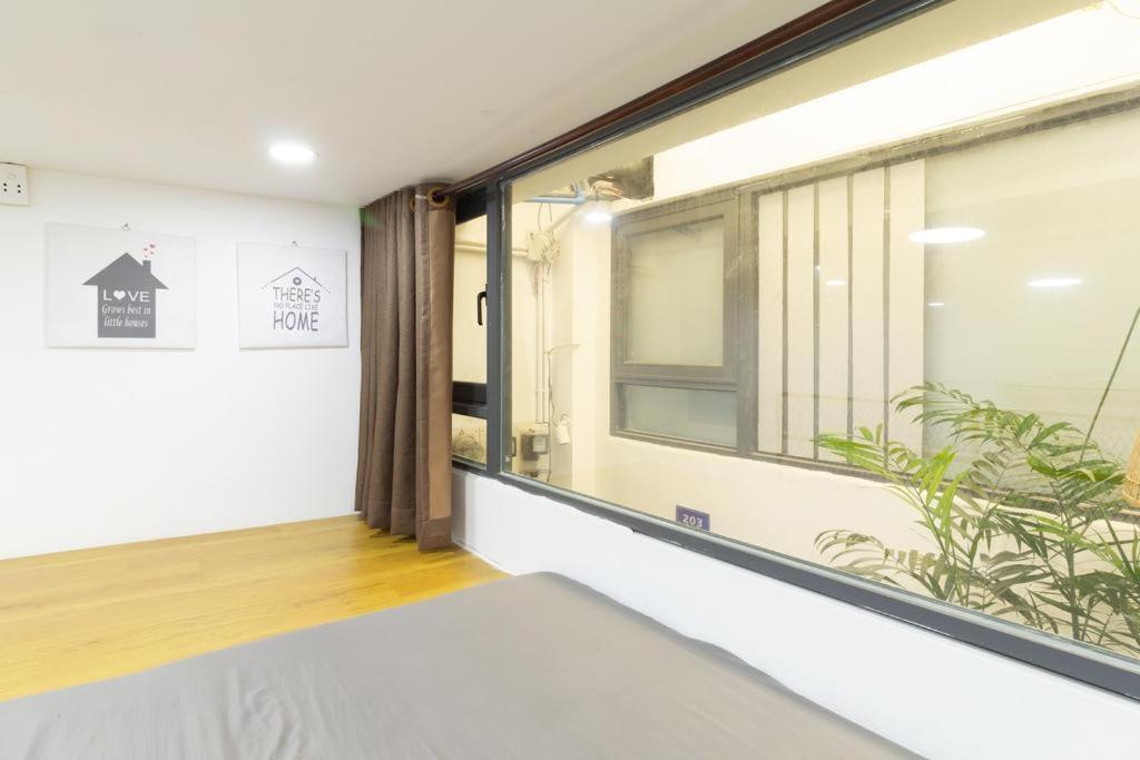 Language Exchange Hotel 3 Bandar Ho Chi Minh Luaran gambar